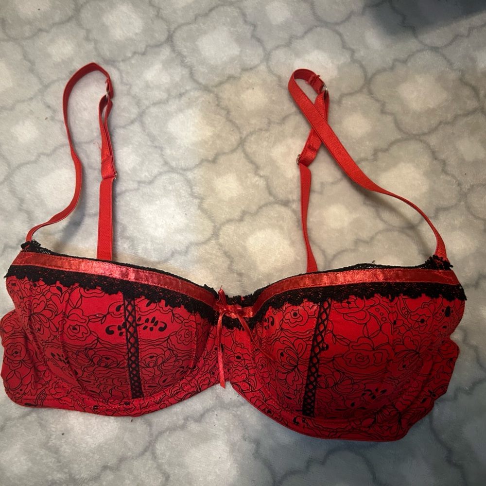 Candies 34A sexy push up bra